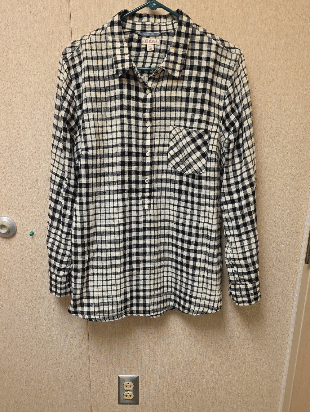 Merona Black and White Checkered Button-Down Shirt